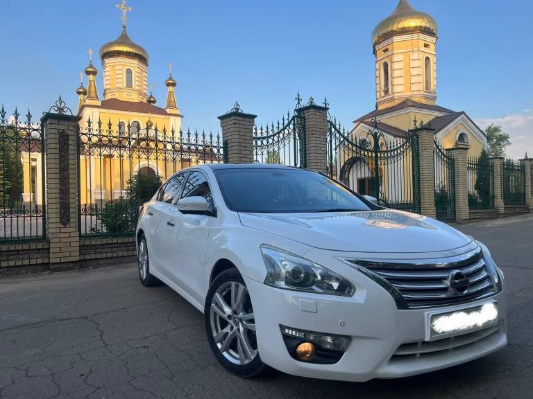 Продам автомобиль nissan teana 2014 г. В. 1800000 рублей, торг уместен, автомобиль в отличном состоянии, дополнительный комплект резины. Сигнализация пандора. Машина находится в енакиево. +79496265113 александр - фотография - 1