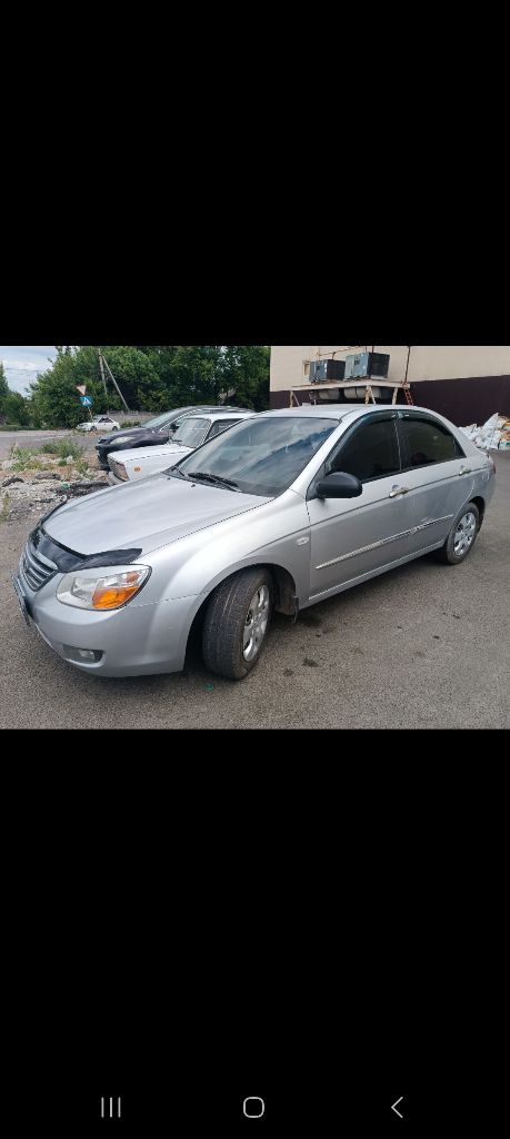 Продам kia cerato 2007 год рестайлинг. Двигатель 1.6,122 л. С. Механическая кпп. Установлено гбо пробег 200 000.есть регистрация украины. Второй хозяин. Не требует вложений, без рыжиков. Цена 550000 рублей. +79494107582 олег - фотография - 6