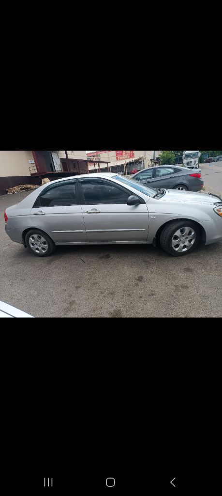 Продам kia cerato 2007 год рестайлинг. Двигатель 1.6,122 л. С. Механическая кпп. Установлено гбо пробег 200 000.есть регистрация украины. Второй хозяин. Не требует вложений, без рыжиков. Цена 550000 рублей. +79494107582 олег - фотография - 5