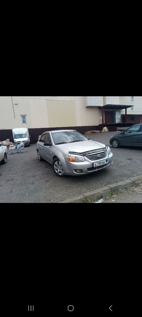 Продам kia cerato 2007 год рестайлинг. Двигатель 1.6,122 л. С. Механическая кпп. Установлено гбо пробег 200 000.есть регистрация украины. Второй хозяин. Не требует вложений, без рыжиков. Цена 550000 рублей. +79494107582 олег - фотография - 3