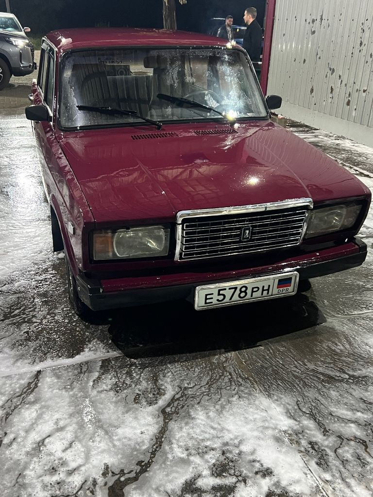 Продам ваз 2107 2004 г. Карб.
Движок 1.3 в отличном состоянии.
Менялись фильтра, масло, антифриз
Мост коробка не гудят, работают четко, днище пороги целые, все вопросы в лс или +79494171048
Находится в харцызске
Цена 118 торг - фотография - 5