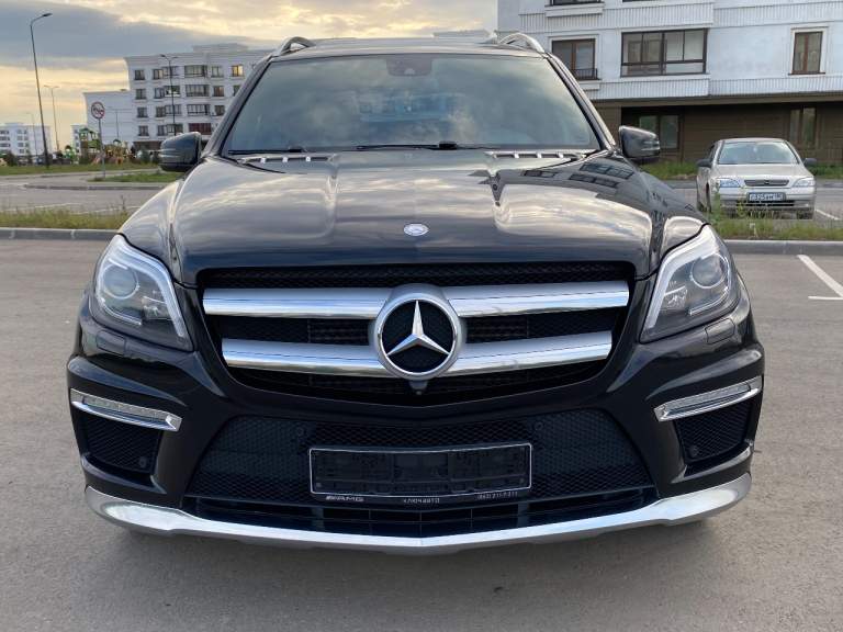 Марка ✅ mercedes gl 350
Мотор. ✅ 3.0 дизель
Коробка ✅атомат.
Пробег✅150000.
Цена✅4.350 тысяч рублей
Год✅2014
Авто в идеальном состоянии с оригинальным пробегом без дтп 1000% кузов в родном окрасе за исключением одной двери была царапина покрашена идеально. Авто обслуживали у официалов ключь авто до 2022 года все заказ наряды на руках. Салон также в идеальном состоянии всё соответствует пробегу. Проверка на любом сто только с радостью в авто уверен на 100 %. Я собственник все вопросы по телефону +79497257497. +79281818136 вотцап - фотография - 1