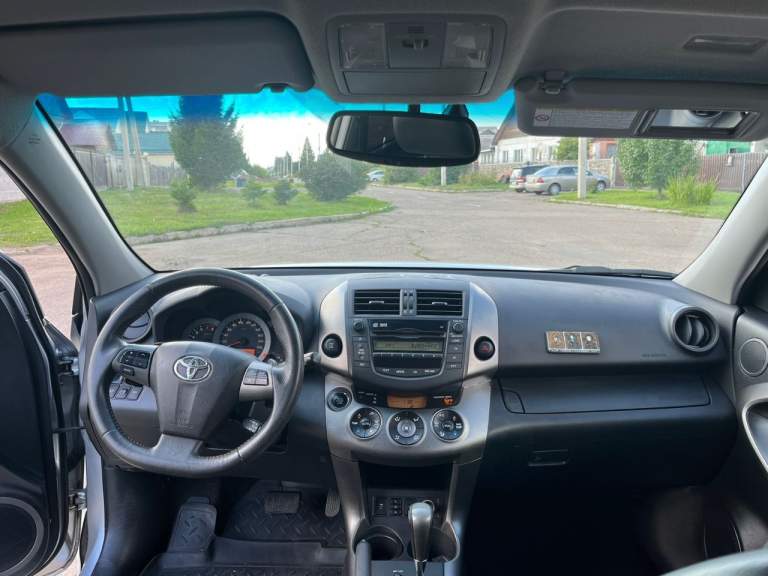 400 000$ Срочно ‼️‼️
Toyota rav4 2012г. 2.0 бензин.
245 Тыс. Пробег
Звонить, писать на whatsapp ‪
‪+7 999 867‑57‑52‬ - фотография - 4