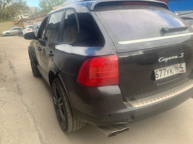 Porsche cayenne s 2004 г. В обвесе magnum мотор 4.5 гильзован атмосферник, работает хорошо. Коробка- переключает отлично ходовка вся целая без пневмы, по электре все работает, новая летняя резина r20 салон чистый, целый, ухоженный стоит хорошая сигнализация «pandora» с автозапуском и прочими настройками по автомобилю, собственник ! Документы чистые любые проверки !!! Продаю в связи с покупкой квартиры
Цена: 640.000
Номер: +79198218383 - фотография - 1