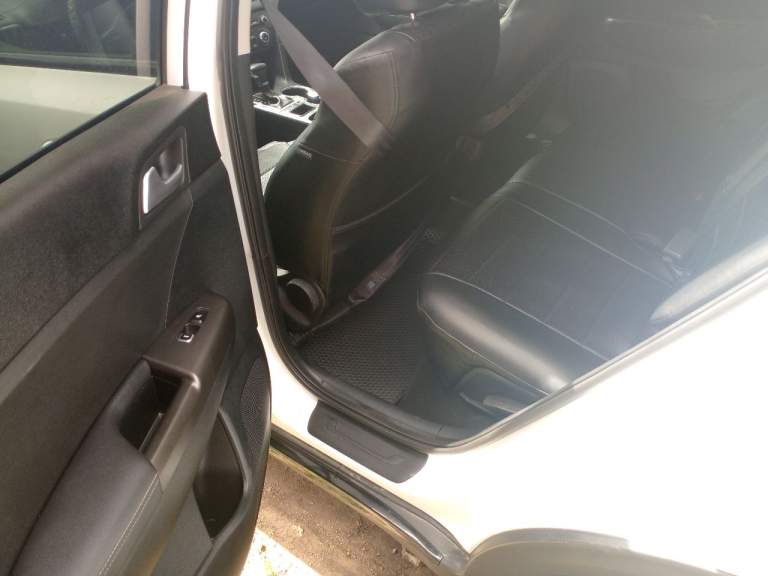 Kia sportage iv 2.0 2021 66т. Км. Куплен в автосалоне у официального дилера. Не пригон!!! Луганск. Возможен обмен на квартиру в луганске
Без дтп, весь в родном окрасе!!!
Цвет " белый перламутр "
-Сервисные книги
-Два ключа
-Комплектация:
-Без ключевой доступ
-Кнопка старт/стоп
-Передний привод
-Капот, зеркала, бампер в бронепленке
-Качественные чехлы "экокожа"
-Eva коврики
-Abs
-Esp
-Антизанос
-Система глонасс
-Система безопасного спуска
-Подушки безопасности
-Камера заднего вида
-Парктроник
-Центральный замок
-Сигнализация с обраткой и автозапуском
-Функция"проводи меня домой "
-Датчик света
-Подсветка ручек
-Датчик дождя
-Бортовой компьютер
-Круиз контроль
-Мультируль
-4Электростеклоподъёмника
-Электрорегулировка зеркал
- Складывание зеркал
- Подогрев зеркал
- Подогрев сидений
- Подогрев руля
- Обогрев лобового и заднего стекла
- Климат контроль
- Большой сенсорный дисплей с андроид системой
- Хорошая акустика
Более детальные фото автомобиля могу скинуть в личку!
Автомобиль в идеальном состоянии, всё исправно, работает без нареканий!
Цена 2.850. Торг реальному покупателю. - фотография - 2