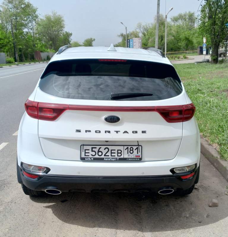 Kia sportage iv 2.0 2021 66т. Км. Куплен в автосалоне у официального дилера. Не пригон!!! Луганск. Возможен обмен на квартиру в луганске
Без дтп, весь в родном окрасе!!!
Цвет " белый перламутр "
-Сервисные книги
-Два ключа
-Комплектация:
-Без ключевой доступ
-Кнопка старт/стоп
-Передний привод
-Капот, зеркала, бампер в бронепленке
-Качественные чехлы "экокожа"
-Eva коврики
-Abs
-Esp
-Антизанос
-Система глонасс
-Система безопасного спуска
-Подушки безопасности
-Камера заднего вида
-Парктроник
-Центральный замок
-Сигнализация с обраткой и автозапуском
-Функция"проводи меня домой "
-Датчик света
-Подсветка ручек
-Датчик дождя
-Бортовой компьютер
-Круиз контроль
-Мультируль
-4Электростеклоподъёмника
-Электрорегулировка зеркал
- Складывание зеркал
- Подогрев зеркал
- Подогрев сидений
- Подогрев руля
- Обогрев лобового и заднего стекла
- Климат контроль
- Большой сенсорный дисплей с андроид системой
- Хорошая акустика
Более детальные фото автомобиля могу скинуть в личку!
Автомобиль в идеальном состоянии, всё исправно, работает без нареканий!
Цена 2.850. Торг. - фотография - 8