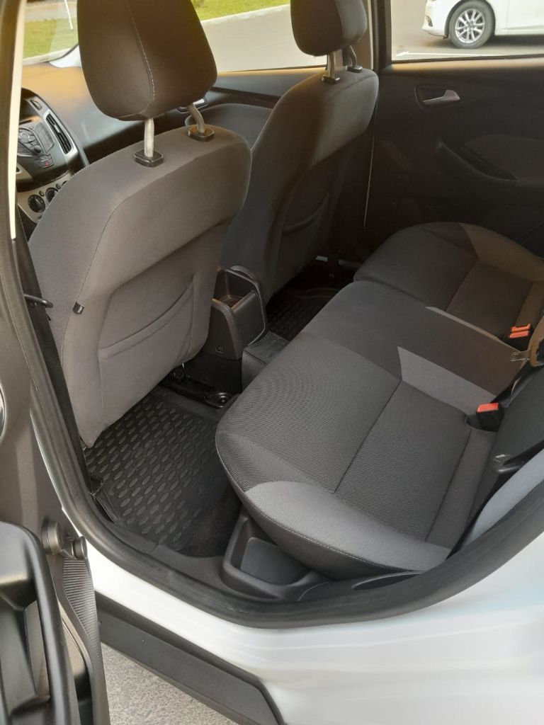 Продам автомобиль в хорошем состоянии, я хозяин по техпаспорту, ford focus 2014, пробег 183000, 950000 руб, +79165013875 - фотография - 4