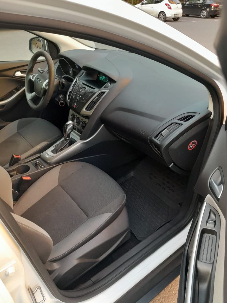 Продам автомобиль в хорошем состоянии, я хозяин по техпаспорту, ford focus 2014, пробег 183000, 950000 руб, +79165013875 - фотография - 12