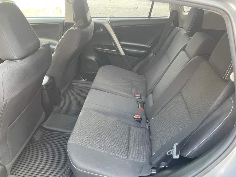 Toyota rav4. Автомобиль в отличном состоянии, в пользовании 2 года. Частично обклеин бронепленкой, полностью сделано шумо-виброизоляция. Комплектация- безключевой доступ, электробагажник, люк, различные ассистенты (удержание в полосе, предотвращение столкновения, автодальний свет, активный круиз-контроль с функцией дистроника, датчики слепых зон и т. Д. ) установлено дорогое газовое оборудование- brc. Пробег 83000км
Цена: 2850000, торг уместен! Все вопросы по телефону- 8-918-536-86-00 - фотография - 7