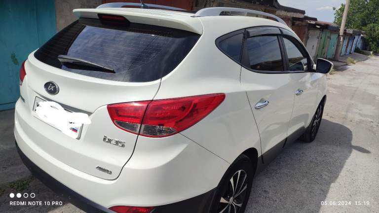 Продам автомобиль хундай ix35 4wd,2010 год выпуска в хорошем состоянии 135000 пробег, газовая установка замок акпп автозапуск цена договорная+79497132315 автомобиль находится в мариуполе - фотография - 15