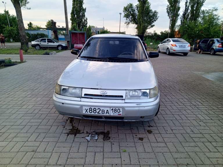 Продам ваз 21010 двигатель 1.5, 8клапанов инжектор 2002 год выпуска колеса р14 лето технически вложений не требует, требует косметического ремонта правого заднего крыла, владелец по птс, продажа с переоформлением, осмотр авто в городе шахтерск, тел +79496458204 вацап телеграм тот же номер. Цена 150000р - фотография - 13