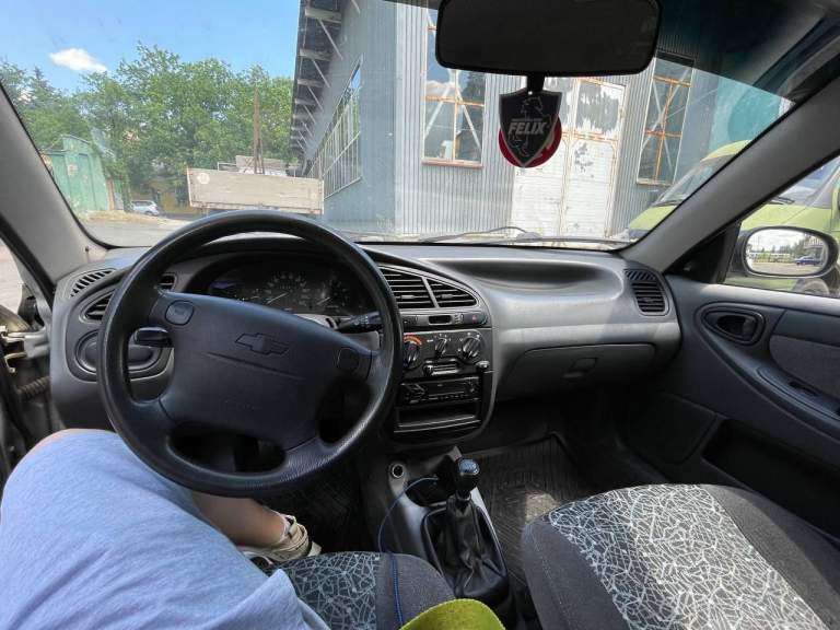 Продам chevrolet lanos.
Собственник!
Год выпуска 2008
Пробег 158000
Комплектация sx ( кондиционер ( работает), стеклоподъёмники передние, гур.
Состояние хорошее. Не гнилой
Цена 370000
Тел. +79493312129 - фотография - 5
