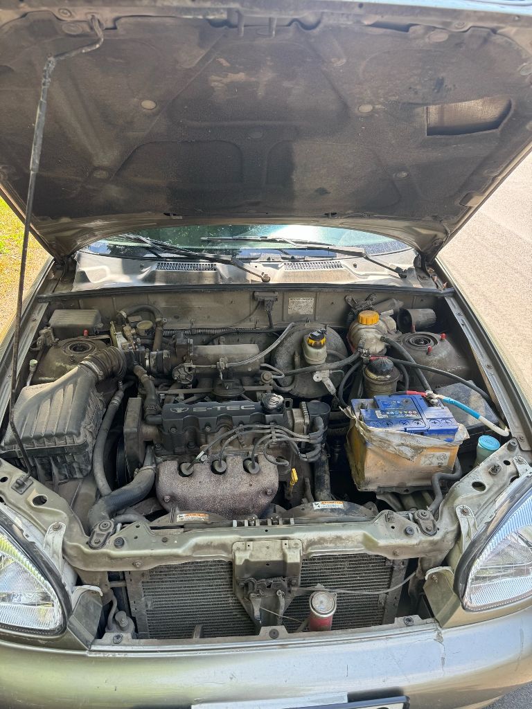 Продам daewoo lanos 2002 г. С объемом двигателя 1.5, кпп 5 ст. Механика. Газ евро 2- метан.
Пробег 311744 км.
По двигателю нареканий нет, сел и поехал, была замена ремня грм 15000 км назад, заменен ремень генератора, помпа, печка дует отлично, ,масло не ест. Сварки не требует. Есть царапины по кузову, аккумулятор стоит отличный, салон родной.
Сигнализация, центральный замок, 2-х din магнитола и 4 динамика. Учёт рф, я собственник, полное переоформление без проблем! Цена:330.000 руб, торг у капота!автомобиль находится в горловке. По всем вопросам обращаться по номеру: +79493802550 - фотография - 9