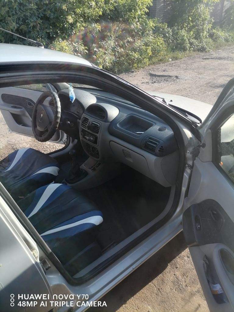 Renault symbol 2002, 1,4,78лс, кондиционер, обогрев заднего стекла, гур, 600000
000 Руб +79495202953 - фотография - 8