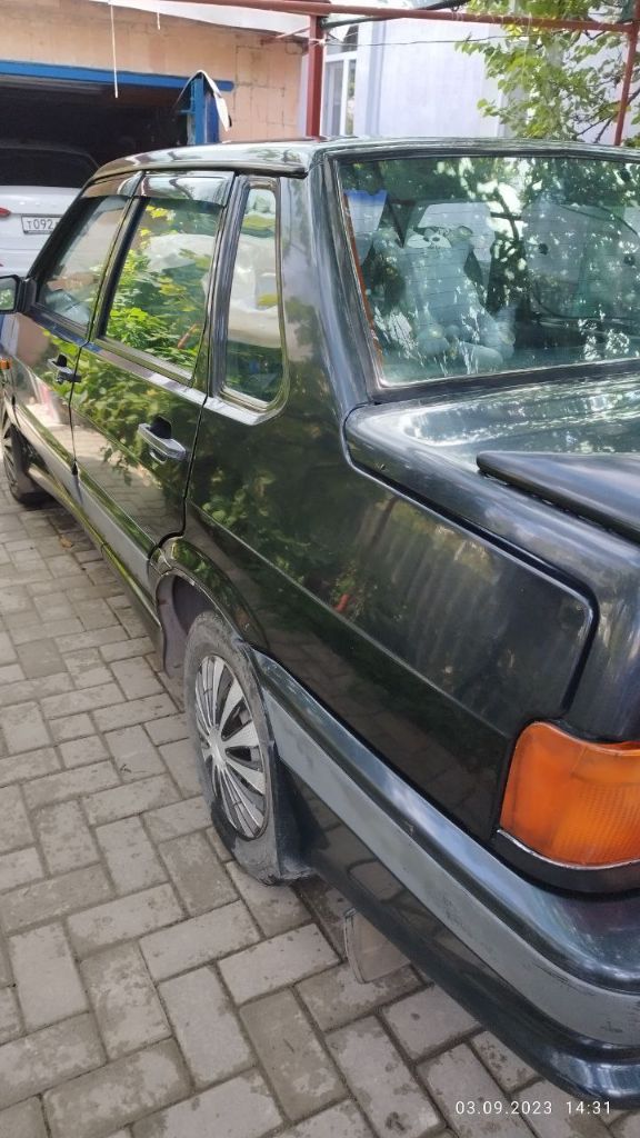 Продам автомобиль ваз 2115, 2005 года выпуска, в хорошем состоянии.
Двигатель 1,6 8 ми клапанный инжектор, работает без нареканий, масло не ест, заводится с пол оборота. Пробег родной 130 тыс. Км.
Салон ухоженный, чехлы сидений, коврики передние новые, магнитола, регистратор.
Хранение гаражное, не гнилая, за машиной ухаживали, любые проверки без проблем.
Расходники менялись вовремя, акум. Новый. По электрике все работает.
Электростеклоподъемники передних дверей, центральный замок, иммобилайзер отключен, противотуманки, дхо. Комплект резины на докатку+глушак в придачу.
В силу возраста есть нюансы по лкп.
Отличная рабочая машинка для ежедневного передвижения.
За машину не стыдно, останетесь довольны.
Полное переоформление (машина местная, учет рф).
Территориально г. Донецк, буденновский р-н. , заперевальная.
Цена 250000 рублей, без торга.
+79493586290 - фотография - 9