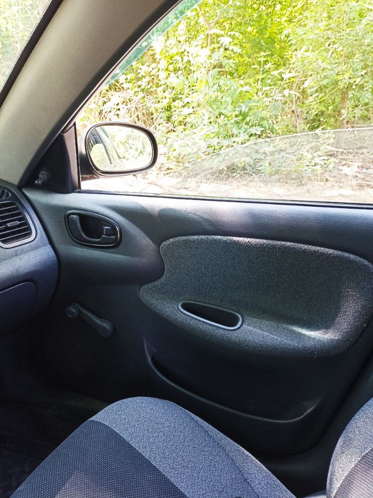 Daewoo lanos 2006 год. 1,5 поляк. Пробег 250000.
Автомобиль хорошо ухожен. Установлено гбо. Вложений не требует. Сел и поехал. Состояние авто соответствует фото. Продажа по причине покупки нового авто в семье. Территориально авто находится в г. Донецк.
Цена: 360 т. Р.
79494601953 - Юрий - фотография - 1