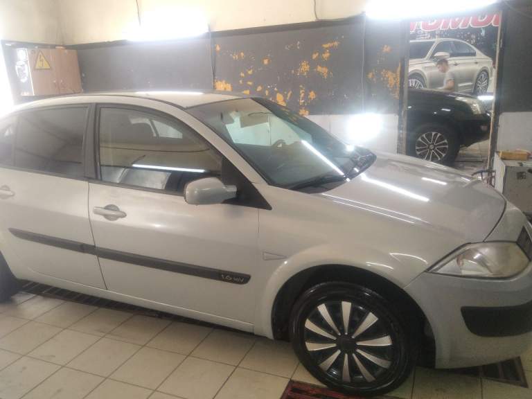 Продам или обменяю меган 2004 года автомат 1.6 цена 570000 торг+79497253442 - фотография - 19