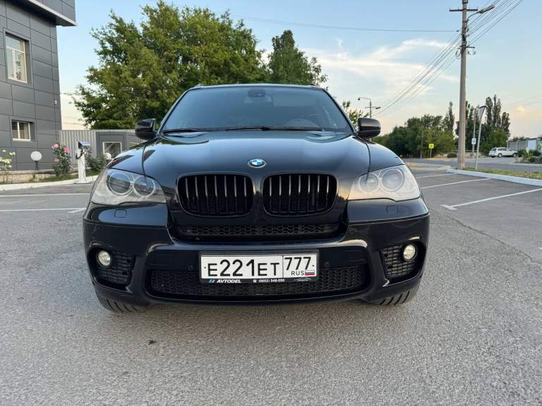 Продам bmw x5 2011г. В 4.0d цена 3🍋
Конь огонь, комплектация максимальная,
М пакет, м диски
Активная рейка,
Активные стабы,
306 Сил
Музыка лоджик
Панорама
Климат задних пассажиров
Вентиляция сидений чтобы в жару рубашечка не прилипала к черной коже
Шадоулайн, все черное!!
Удержание в полосе
Авто дальний, динамик свет, активный круиз и тд
Пригнана из германии, всего 2 хозяина обслуживалась в официальном сервисе в симферополе. Териториально г. Дебальцево
Комплект зимней резины
Ватсап телеграмм +79780233222
+79493502886 - фотография - 6