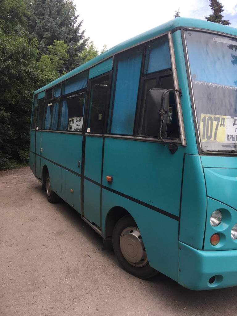 Продается автобус i-van a07a 2013г. В отличном состоянии, ухоженный. Работает на пригороде, 24 посадочных места, пробег в неделю тысяча километров, автономка, новый радиатор и многое другое. Капитальный ремонт кузова проводился два года назад, делал сам для себя, все фото и видео ремонта есть. Вложений не требует, все вопросы по телефону +79493026510. - фотография - 12