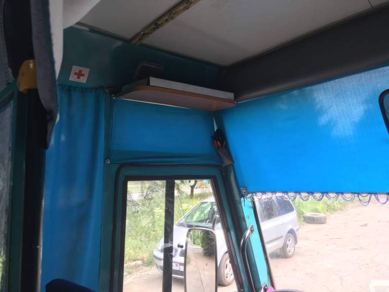 Продается автобус i-van a07a 2013г. В отличном состоянии, ухоженный. Работает на пригороде, 24 посадочных места, пробег в неделю тысяча километров, автономка, новый радиатор и многое другое. Капитальный ремонт кузова проводился два года назад, делал сам для себя, все фото и видео ремонта есть. Вложений не требует, все вопросы по телефону +79493026510. - фотография - 18