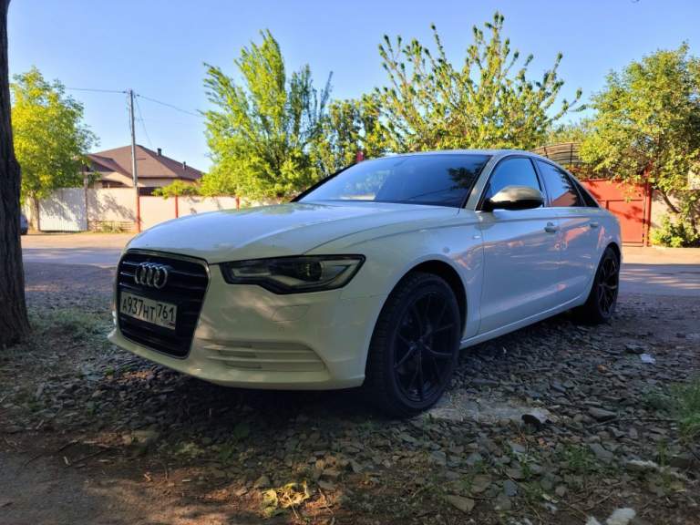 Продам audi a6 с7, 2.0 tfsi, была в 2 семьях. Авто в эксплуатации с 2014 года!

Вовремя всегда обсуживалась, сделали stage 1 едет бодрее базовой версии, без увеличения расхода.

Максимальная комплектация. Салон в шикарном состоянии, все кнопки, все функции работают, музыка просто шикарная. Ржавчины нет. 2 ключа. Бортовой компьютер, bluetooth штатный, ориг птс, зимняя резина, родные ковры, родное любовое, даже родной аккумулятор.

Двигатель после полного капитального ремонта, масло свежее 2000км. , все наряды по обслуживанию есть.

Гаражное хранение. Вложений не требует.

Торг у капота.

Tg: @vladmaib

+7 949 476 32 72, Юрий - фотография - 2