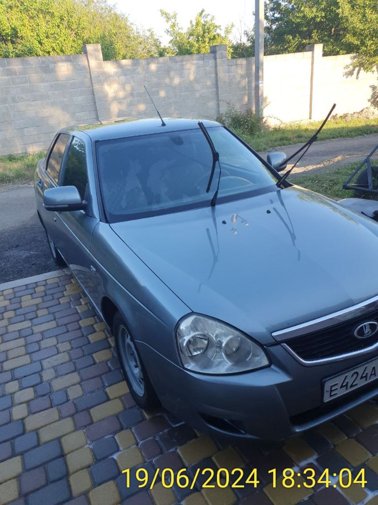 Продам лада приора 217030 vin:xta21703090207496
Год 2009 1.6 mt (98 л. С. ) 16кл.
После кап ремонта двигателя 30 тыс. Км.
Ходовая проверена,
Электрика вся работает.
Кондиционер работает,
Эл. Стекло подъёмники все.
Подогрев передних сидений.
Подогрев зеркал.
Датчики заднего хода.
Камера заднего вида
Фары ( светодиодные лампы).
Свет отличный.
Музыка.
Кузов в хорошем состоянии.
Днище обработано.
Резина лето 80% r14.
Зима 90%
Цена 400т. Р.
Телефон: +7949504789 леонид.
Г. Макеевка. - фотография - 7