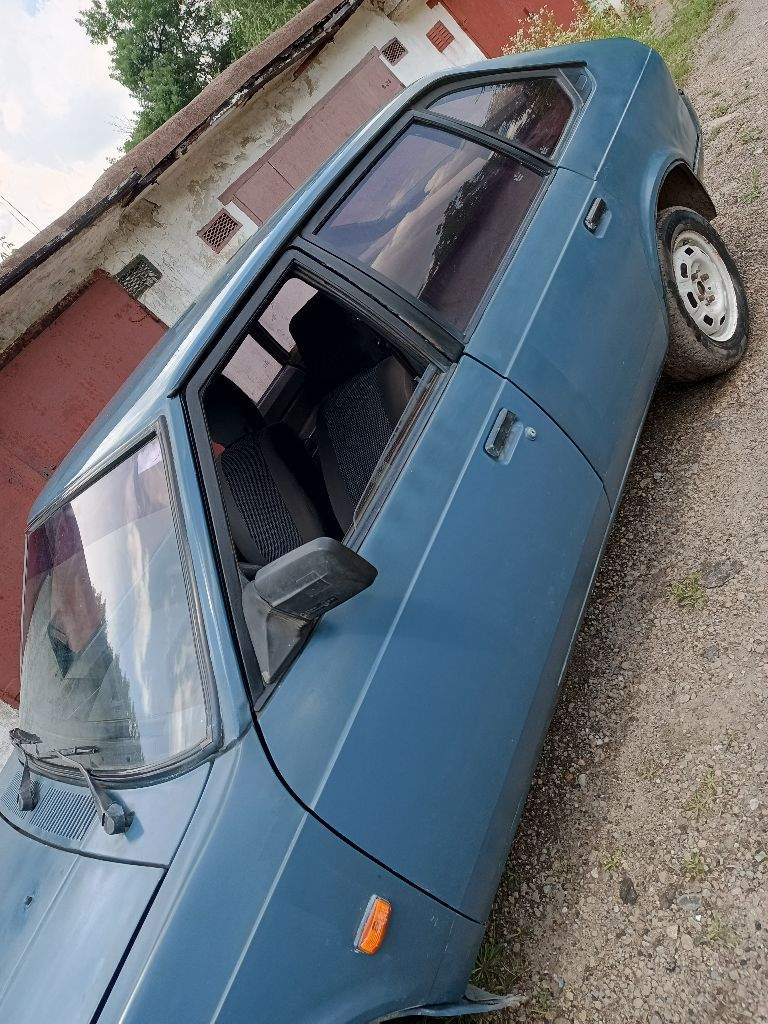 Продам москвич 2141 1991г.
120 Т. Пробег. Новые кольца, вкладыши, карбюратор. Цена 100т. Р. Зугрэс, гаражное хранение, один хозяин. +79494439556 - фотография - 7