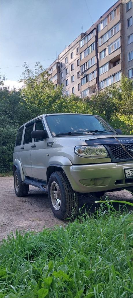 Уаз патриот
Год: 2013
Тип кпп: механическая
Пробег: 145000
Дополнительная информация: кондиционер, блютуз, гур, свежая резина
Цена: 950000 руб.
+7949 3026842 - фотография - 4
