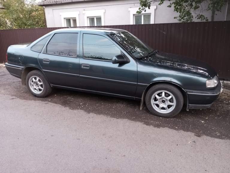 Продам срочно цена 150т, р, опель вектра а 95 г, в, 1.7 тди, авто в хорошем состоянии, оформление на 5 лет, вопросы по телефону. +7-949-721-41-26. - фотография - 2