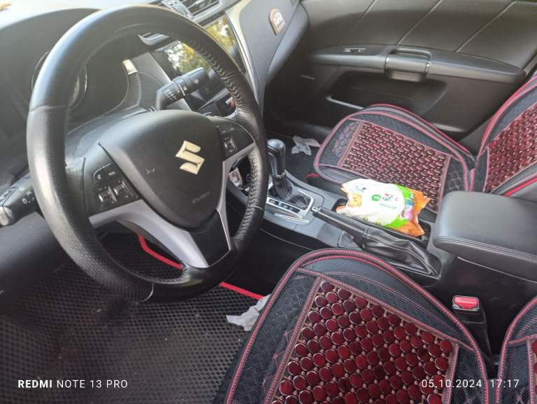 Я собственник продам мощный японский красивый автомобиль сузуки кизаши, эксплуатировался как "авто выходного дня", ухоженный, красивый ярко-алого цвета, всё работает, стоит2дин монитор андроид, есть навигация, на 18 дисках, есть комплект зимней резины. Автомобиль находится в донецке, приезжайте, смотрите авто в отличном состоянии, выпуск 2010, эксплуатировался с 2011 года, учёт донецкий, объем двигателя 2.4 литра 178 л. С. Привод передний. Цена 1250тыс. Руб. Тел +79493710600 константин. - фотография - 5