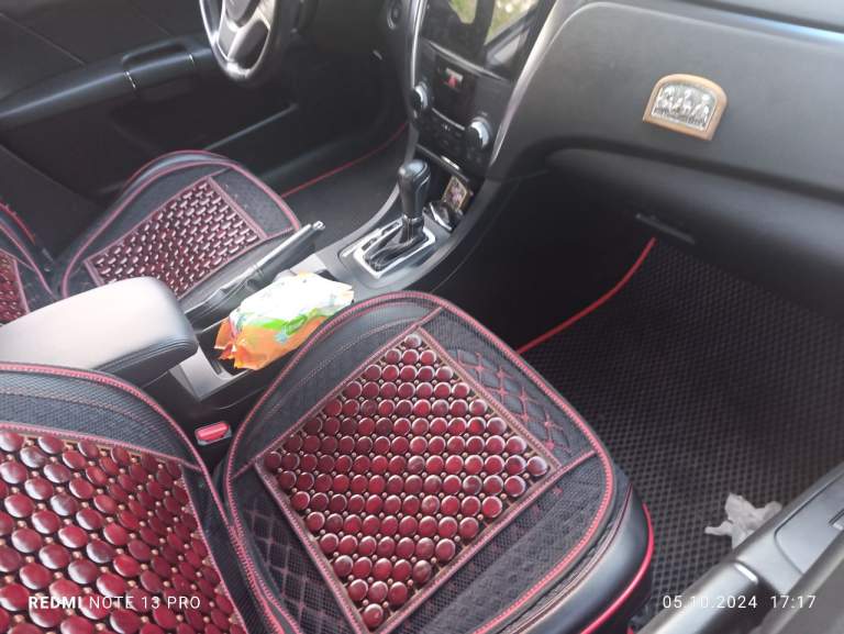 Я собственник продам мощный японский красивый автомобиль сузуки кизаши, эксплуатировался как "авто выходного дня", ухоженный, красивый ярко-алого цвета, всё работает, стоит2дин монитор андроид, есть навигация, на 18 дисках, есть комплект зимней резины. Автомобиль находится в донецке, приезжайте, смотрите авто в отличном состоянии, выпуск 2010, эксплуатировался с 2011 года, учёт донецкий, объем двигателя 2.4 литра 178 л. С. Привод передний. Цена 1250тыс. Руб. Тел +79493710600 константин. - фотография - 7