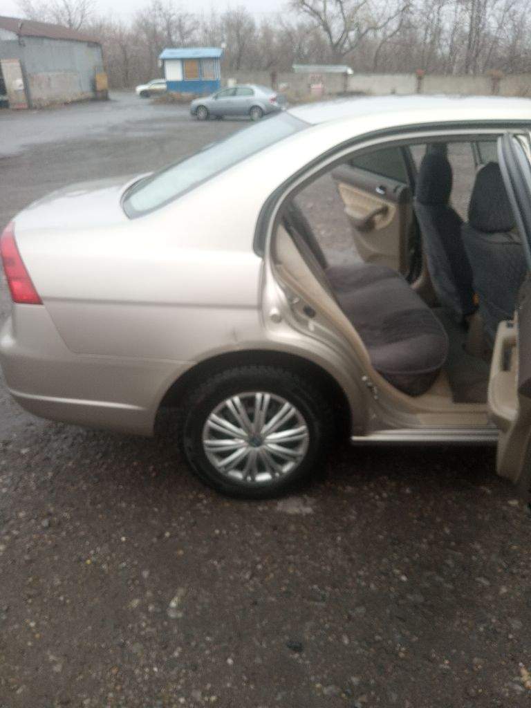 Продам honda civic 2002 год. Об. 1,7. 115 л. С. Коробка автомат работает отлично, бензин - газ зарегистрирован, авто без гнили и ржавчины кузов оцинкован, салон чистый, не прокурен, печка греет отлично кондиционер холодит отлично, электрорегулировка зеркал, есть сколы по кузову на езду не влияет, резина зима новая, аккумулятор новый, сигнализация, хорошая музыка, 4 эл. Стеклоподъёмники, цена 500.000 тыс. Руб. ,торг. Переоформление в мрэо. Связь: +79493402550 - фотография - 17