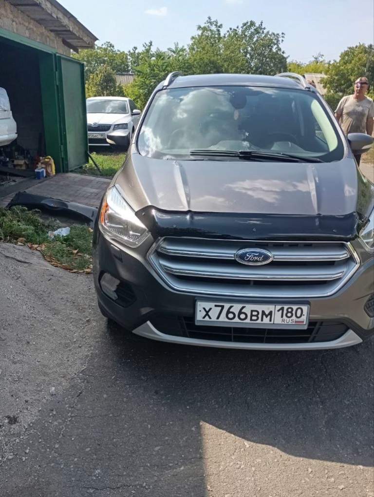 Продам автомобиль ford cuga 2016 года выпуска. Тип двигателя- турбо дизель, 2л. , 163л. С. . Полноприводный, автомат. Усилитель руля- электрический. Двухзонный климат контроль. Салон комбинированный. Обогрев передних сидений, зеркал, задних зеркал и руля. Электропривод передних сидений, зеркал, складывание зеркал. Датчик дождя, света, партроник задний, камера заднего вида, круиз контроль, бортовой компьютер. Пробег родной 155 000,00 км. Я второй хозяин. Цена 1.250.000 возможен небольшой торг при встрече. +79494475706 - фотография - 3