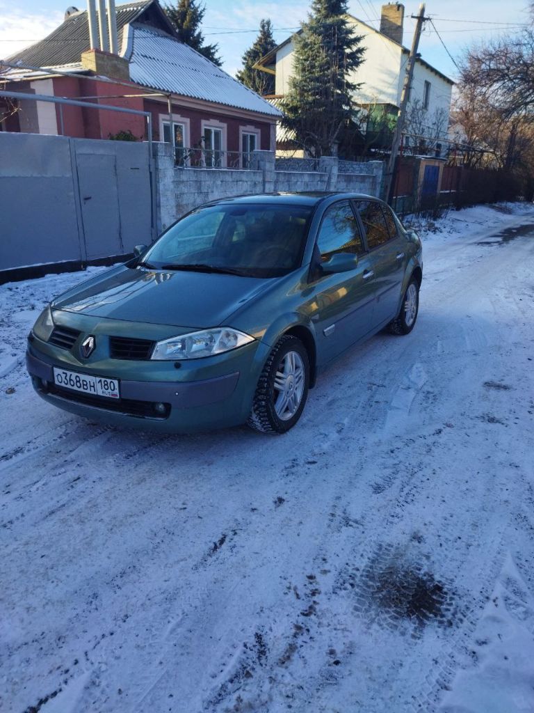 Продам авто рено меган.2005 акпп 2.0 отличное состояние.650 т. Р торг у капота. +7 949 713-66-54 юрий донецк куйбышевский район. - фотография - 1