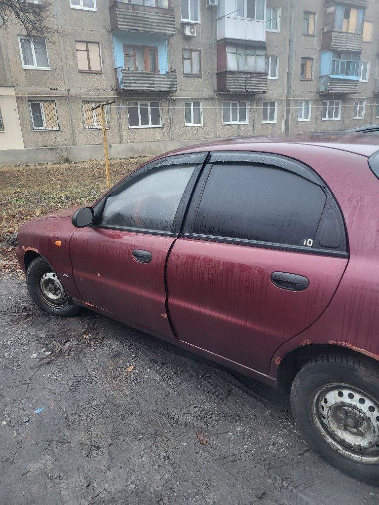 Продам ланос шевроле 2006 года, двигатель после капиталки прошёл 600 км, бензонасос новый, радиатор охлаждения новый, генератор новый, ходовая в порядке, цена 250 000т. Р, тел 79493701376 - фотография - 1