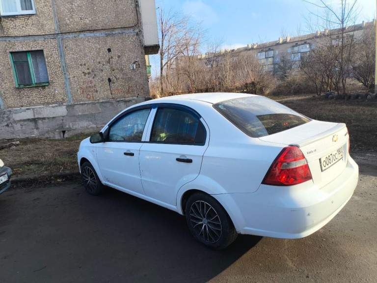 Продам chevrolet aveo t250 корейской сборки 2008 г. В с мотором 1.4 101 л. С.
В технически отличном состоянии.
Кондиционер, гур, новая зимняя резина на 15 литых дисках, андроид-магнитола, задние парктроники.
Двс и кпп- без нареканий.
Увеличен клиренс авто.
Есть небольшие нюансы по лкп.
Продажа по дкп.
Я хозяин, могу присутствовать в мрэо.
Больше информации по телефону
+7 949 732 41 21 (На этом номере телеграмм).
Цена 550.000.
Осмотр макеевка, даки - фотография - 3
