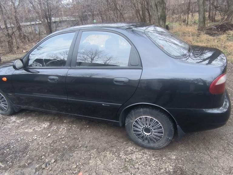 Продам автомобиль deawoo lanos se, поляк.
Год выпуска: 2006 г. Цвет черный металлик.
Объём двигателя: 1.5 л.
Пробег: 73.000 км.
Описание:
Автомобиль в отличном техническом состоянии.
В оригинале, ничего не переделано.
Без дтп, я владелец.
Стёкла, включая лобовое, всё родное.
Печка греет, кондиционер работает отлично.
Салон чистый, не прокуренный.
Комплектация:
• Гур
• Кондиционер
• Центральный замок
• Гбо 4
• Два ключа
• Обогрев заднего стекла
• Два стекло-подъемника
• Подлокотник
• Сервисная книжка
• Подробности на месте.
Цена: 400.000, возможен торг.
Осмотр: город кировское днр.
Телефон для связи: +79494470502 - фотография - 4