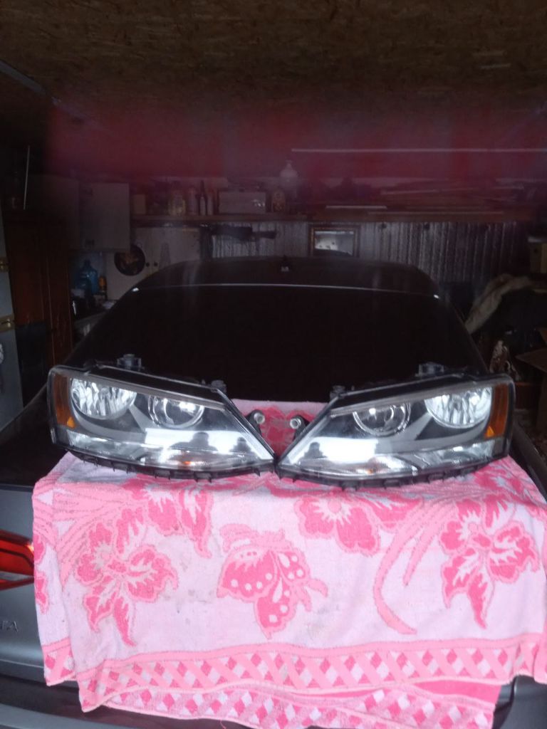 Продажа фар. Фольцваген джетта 6 цена 25000р. Тел. +79494616288. - фотография - 5