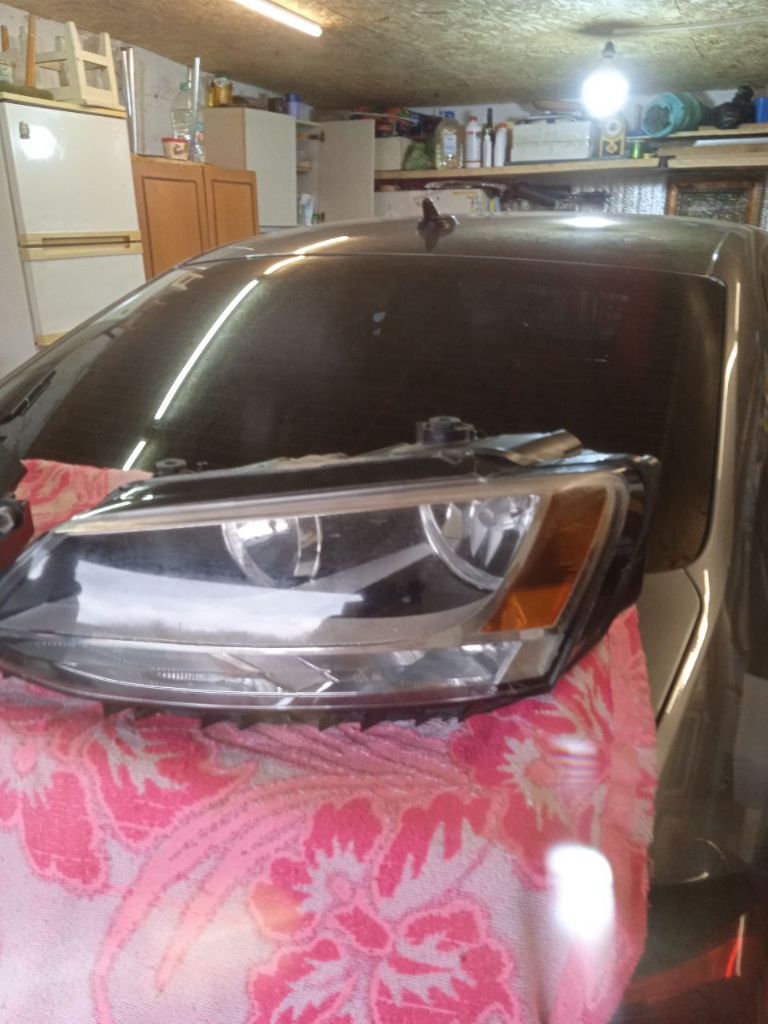 Продажа фар. Фольцваген джетта 6 цена 25000р. Тел. +79494616288. - фотография - 6