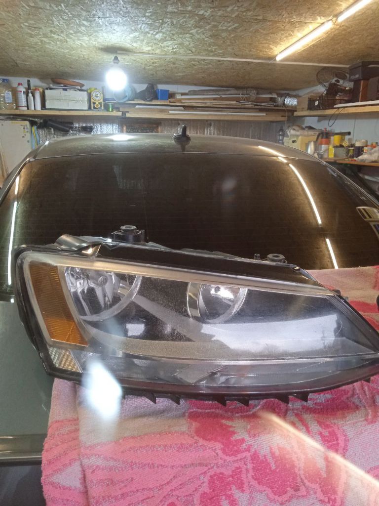 Продажа фар. Фольцваген джетта 6 цена 25000р. Тел. +79494616288. - фотография - 1