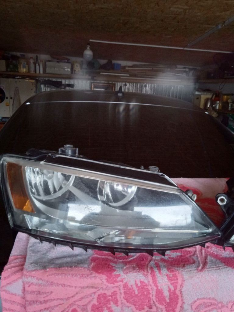 Продажа фар. Фольцваген джетта 6 цена 25000р. Тел. +79494616288. - фотография - 4