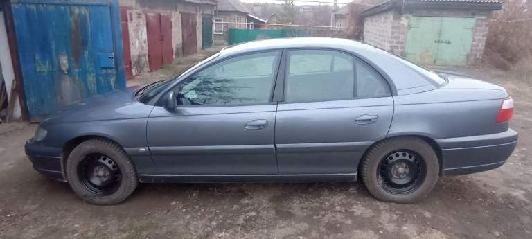 Продам opel omega b, 2003г.
В хорошем состоянии, сел и поехал.
Вложений не требует.
Объем двигателя 2.2. Пробег 190000 км.
Рабочий кондиционер, электро зеркала, подогрев сидений, магнитола. Новая зимняя резина в подарок. Заменены все расходники, а также произведен ремонт ходовой части. Ни гнилая и не битая. Цена 450 000 руб. Торг уместен. Тел +7 949 357-09-56 - фотография - 3