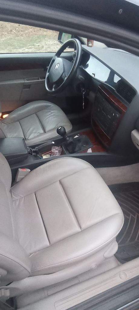 Продам opel omega b, 2003г.
В хорошем состоянии, сел и поехал.
Вложений не требует.
Объем двигателя 2.2. Пробег 190000 км.
Рабочий кондиционер, электро зеркала, подогрев сидений, магнитола. Новая зимняя резина в подарок. Заменены все расходники, а также произведен ремонт ходовой части. Ни гнилая и не битая. Цена 450 000 руб. Торг уместен. Тел +7 949 357-09-56 - фотография - 5