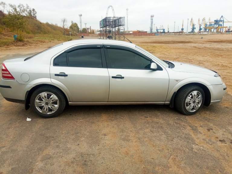 Продам ❗ ford mondeo 3 ❗
Год выпуска: 2006
Двигатель: 1.8
Комплектация:
-Гур
-Кондиционер
-Передниее эсп
Владею машиной 5 лет. Автомобиль полностью технически обслужен.
Подвеска не стучит, не гремит. Двигатель прекрасно тянет. Коробка переключает отлично. Есть небольшие проявления времени на кузове, на скорость не влияют.
Два комплекта резины (лето на титанах)
Два ключа
Цена: ❗ 480 000 ❗
+79493403789 - фотография - 3