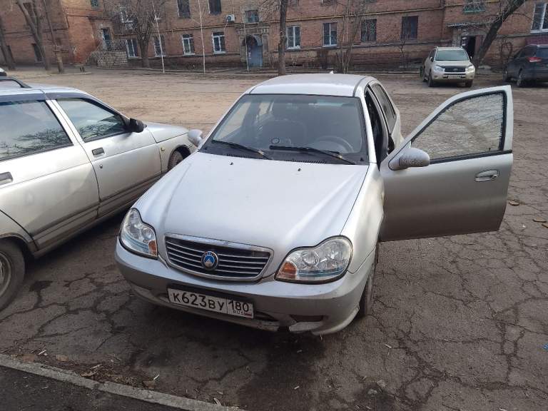 Geely ck3 2013г.105000 пробег, я хозяин,180 регион, 300000р торг у капота +79493078050 - фотография - 3