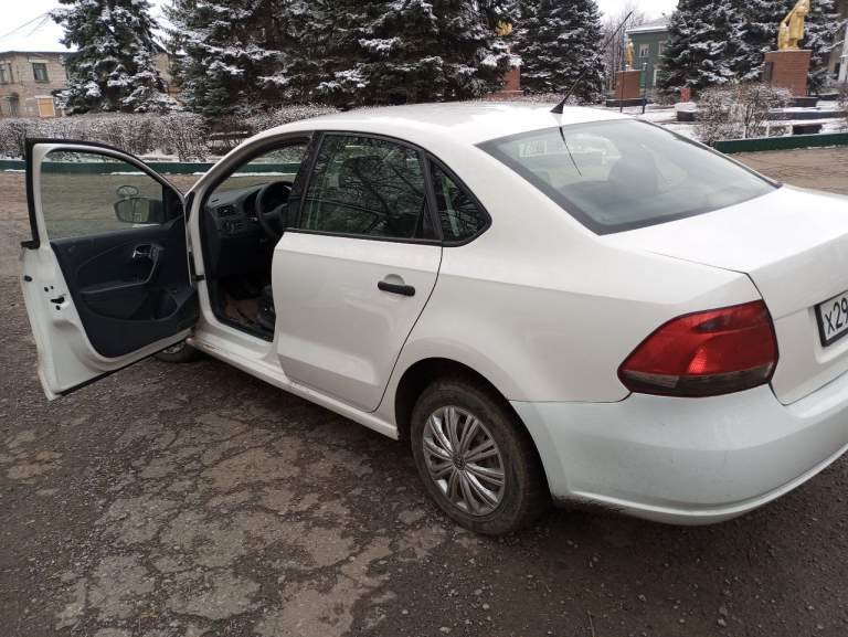 Продам vw polo,
2012 Г. В, двигатель1.6 бензин. Мкпп, пробег 192000 км. Авто в хорошем внешнем и техническом состоянии. Зимняя резина, переоформление. 610. Тыс. Не большой торг. Телеграмм +79497526635 - фотография - 8