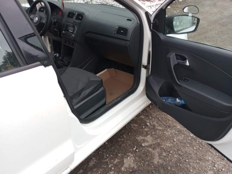Продам vw polo,
2012 Г. В, двигатель1.6 бензин. Мкпп, пробег 192000 км. Авто в хорошем внешнем и техническом состоянии. Зимняя резина, переоформление. 610. Тыс. Не большой торг. Телеграмм +79497526635 - фотография - 6