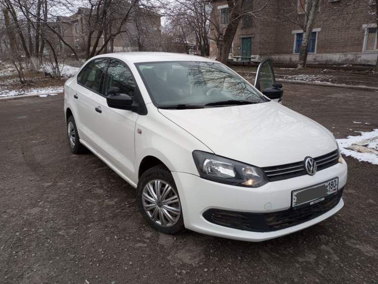 Продам vw polo,
2012 Г. В, двигатель1.6 бензин. Мкпп, пробег 192000 км. Авто в хорошем внешнем и техническом состоянии. Зимняя резина, переоформление. 610. Тыс. Не большой торг. Телеграмм +79497526635 - фотография - 1