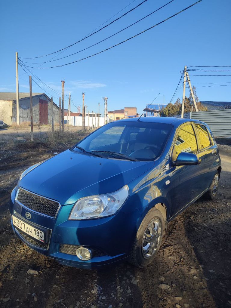 Продам заз вида 2012 года (учет с 2013). Не бита, кузов без ржавчины, делался дополнительно антикор днища. Комплектация - кондиционер, передние стеклоподъемники, гур, камера заднего вида, газ -пропан (в документах, все официально). Резина - зима+лето, отдам колодки, покупались заранее. По ходовой вопросов нет, по двигателю тоже, все работает исправно. Пробег не мотался, 130 тыс. Все вопросы по тел или ватсапп, вайбер. +7988 134 79 43 анна. Цена 590 000. - фотография - 3