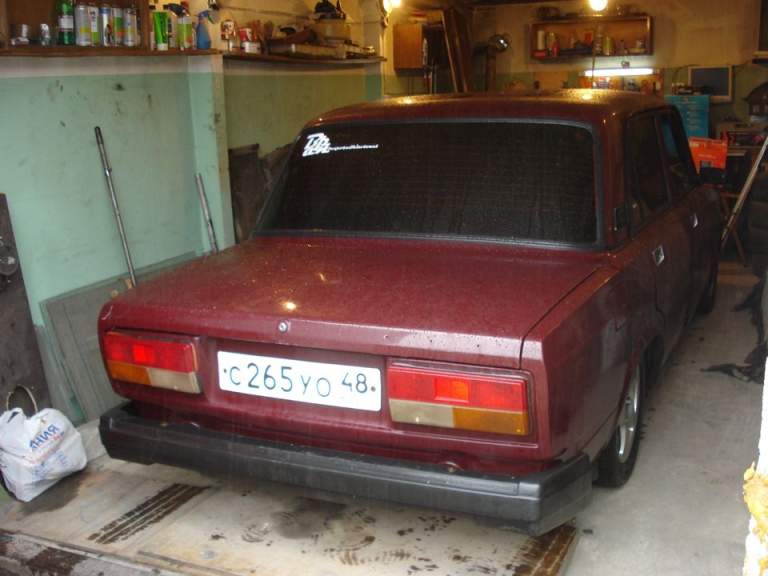 Продам гараж в донецке у цума + 7949 313 32 59 галина акимовна продаёт срочно три отличные гаржа объект называется гаража=центральный=находится в донецке где цум на яме напротив тюрмы цены от 600 000 руб до 700т р звоните пока возьмёт она дома 1 - фотография - 4